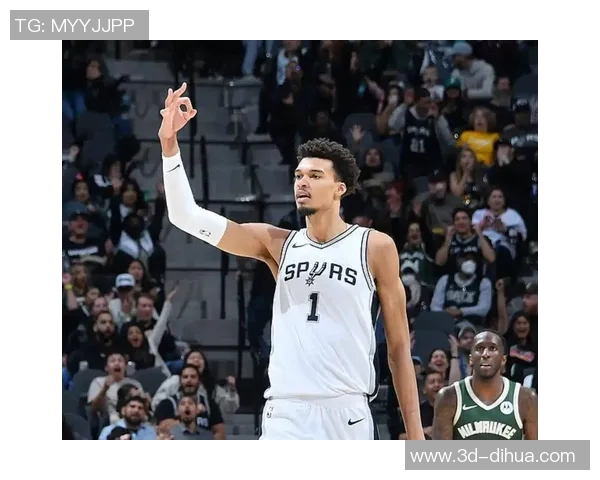 文班亚马首场比赛表现惊人五次盖帽并成功隔扣字母哥引发热烈讨论